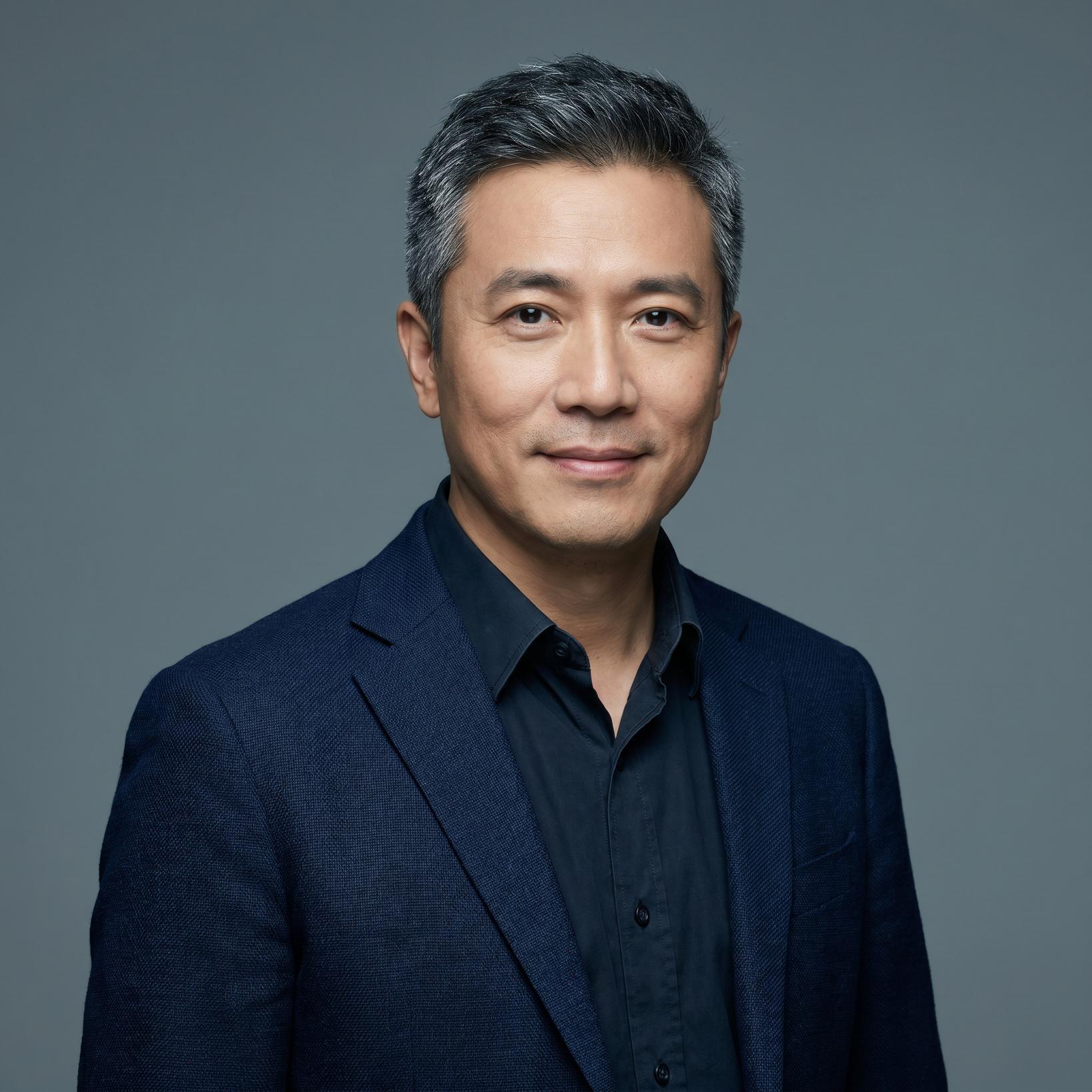 苏妲己户外视频专家：张导演
